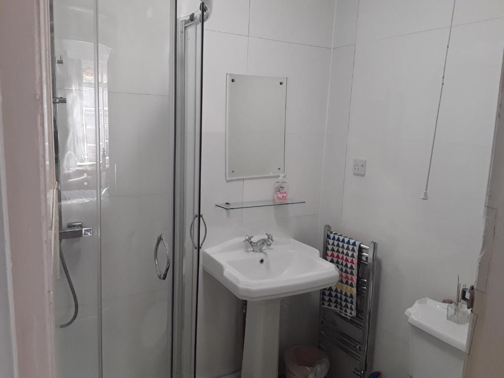 
Quadruple Room with Private External Bathroom
