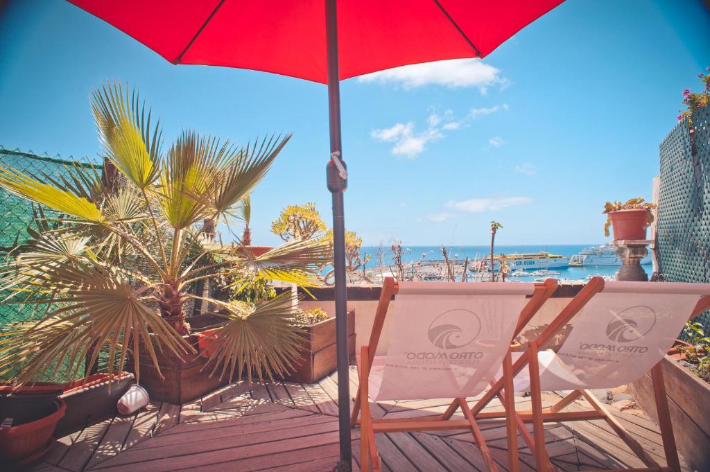 Billabong Surf Camp Corralejo beachfront terrace