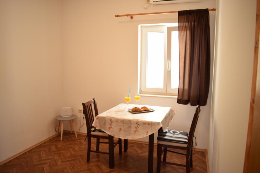 Nourriture dans l'appartement ou à proximité