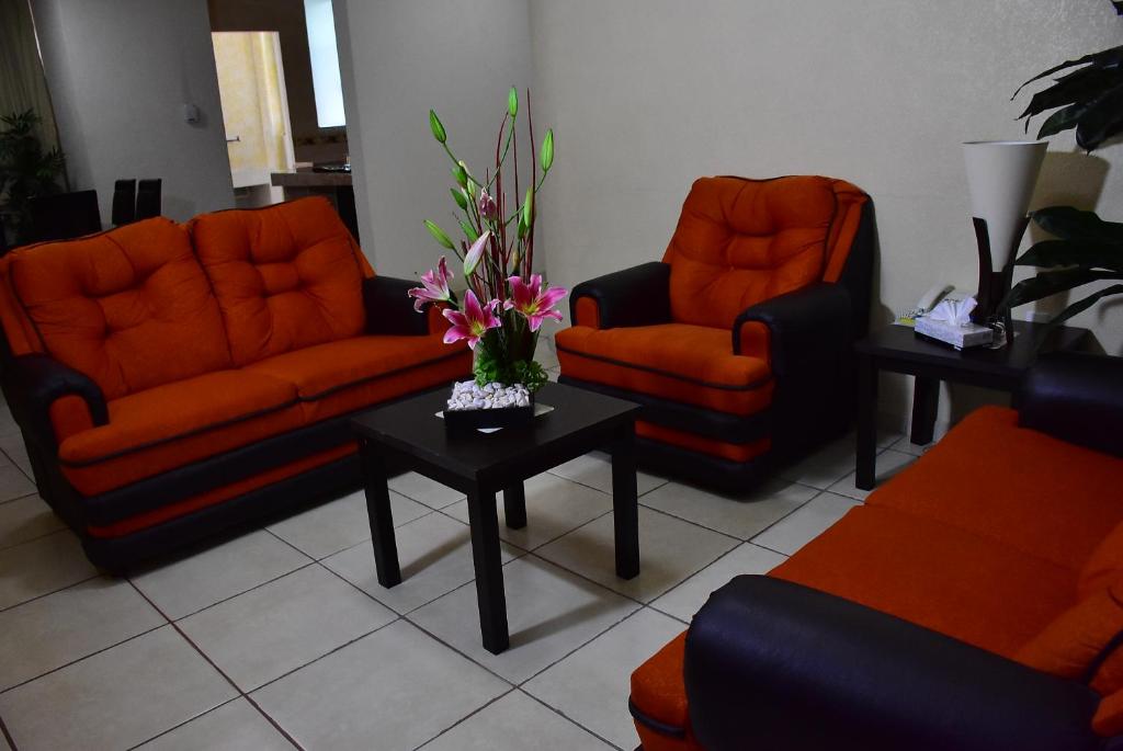Posezení v ubytování Hotel Suite Azomali