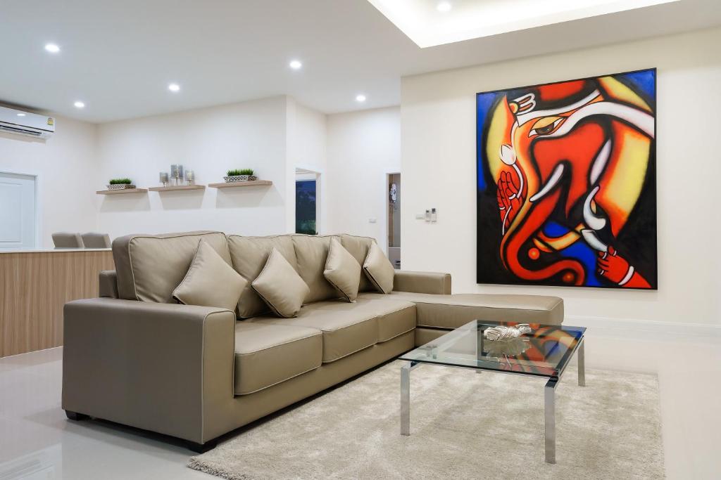 Fotografie z fotogalerie ubytování Luxury Pool Villa A18 / 3BR 6-8 persons v destinaci Ban Huai Yai