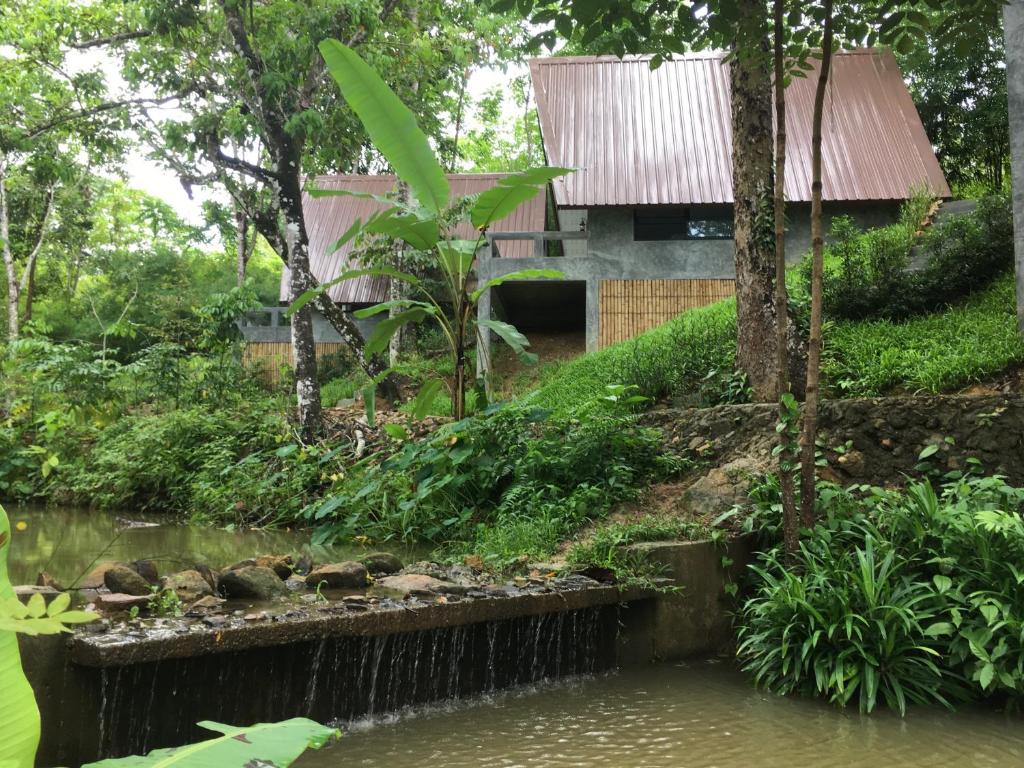 Zahrada ubytování Baan Rai Me Rak Organic Farmstay