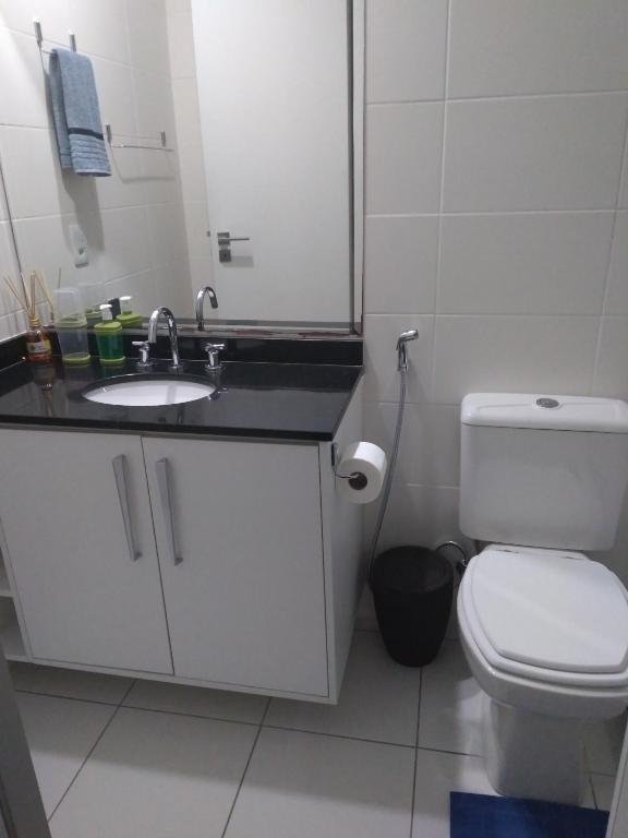  APTO EM CONDOMÍNIO CLUBE