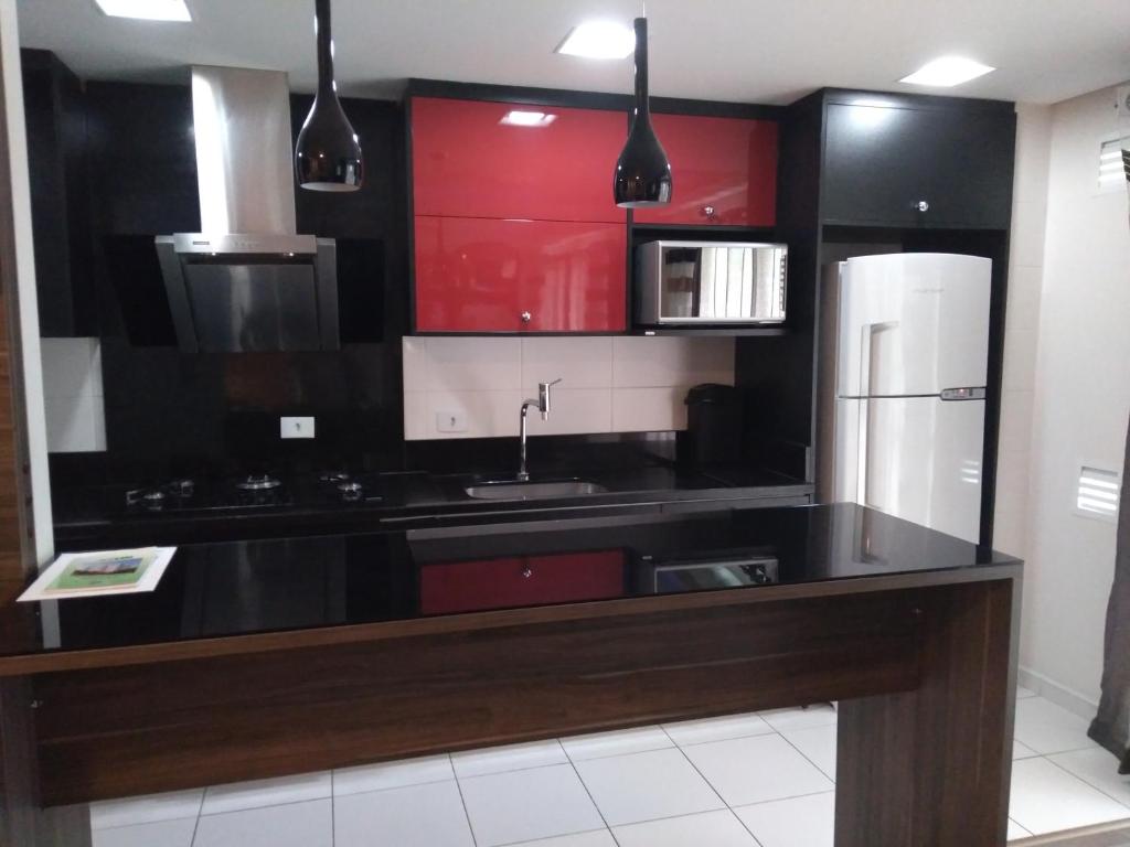  APTO EM CONDOMÍNIO CLUBE