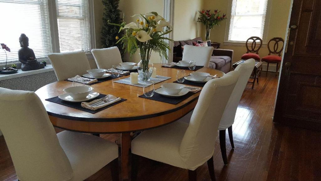 Apartment Flushing MeadowsQueensboro Hill Gem, NY