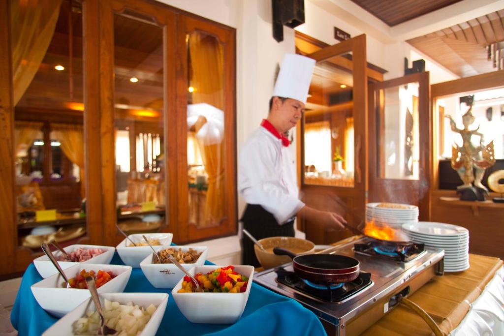 Mukdara Beach Villa & Spa Resort - 8