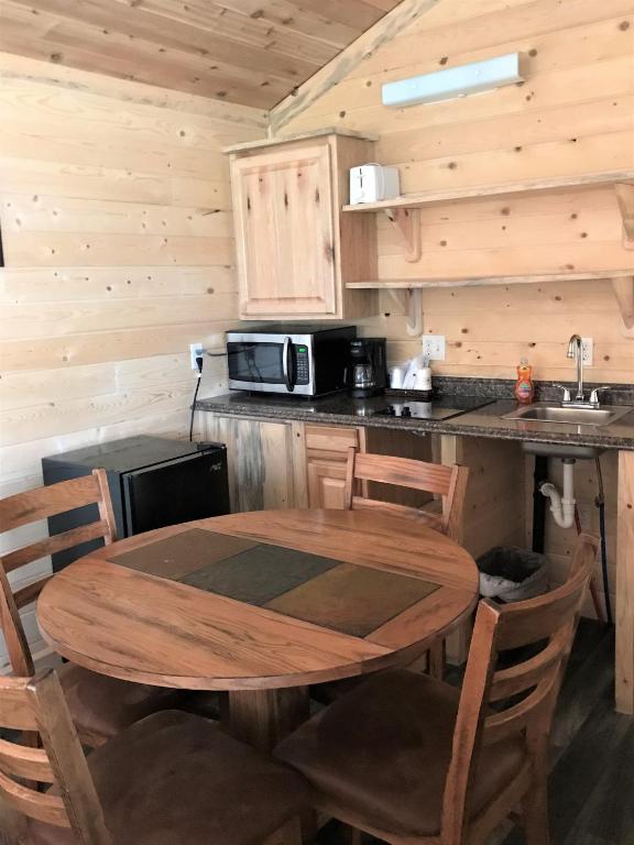 Kuchyň nebo kuchyňský kout v ubytování Drift Lodge