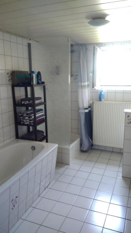 Koupelna v ubytování "Klein und Fein"-Monteurzimmer Pohlheim