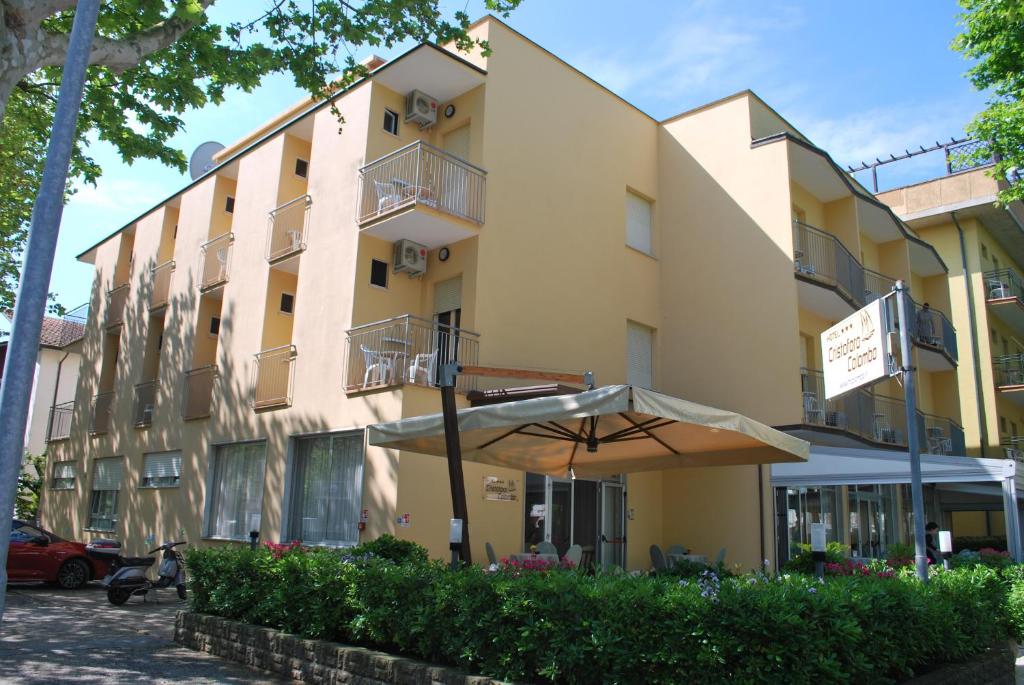 Budova, kde se hotel nachází
