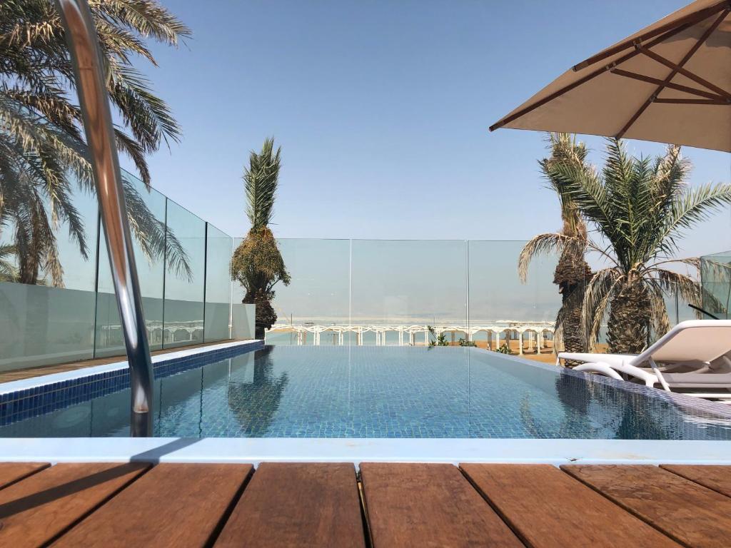 Bazén v ubytování Herbert Samuel Milos Dead Sea nebo v jeho okolí