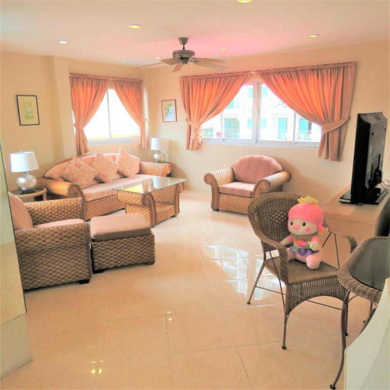 BUTTERFLY GARDEN BOUTIQUE RESIDENCES A Lifestyle destination that you deserve by Neang 110 to 190 sqmtr 1 to 3 bedroom units, 2 full bathrooms, Spa bath, Rain shower, Complete kitchen, STAFF 24-7, FREE Fast Fiber optic WIFI, 55