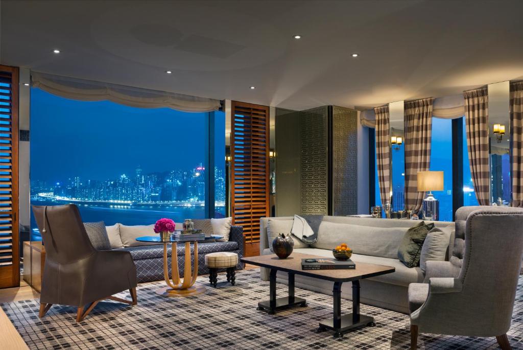 Posezení v ubytování Rosewood Hong Kong