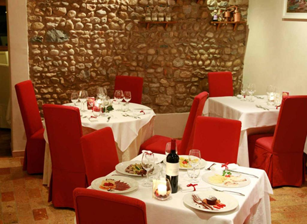 Jídlo v hotelu nebo okolí