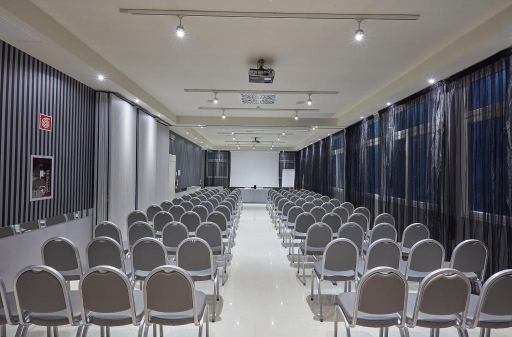 The business area and/or conference room at Boutique Hotel Calzavecchio
