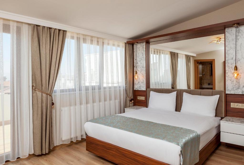 Kupeli Hotel - Double Room With Balcony And Sea View