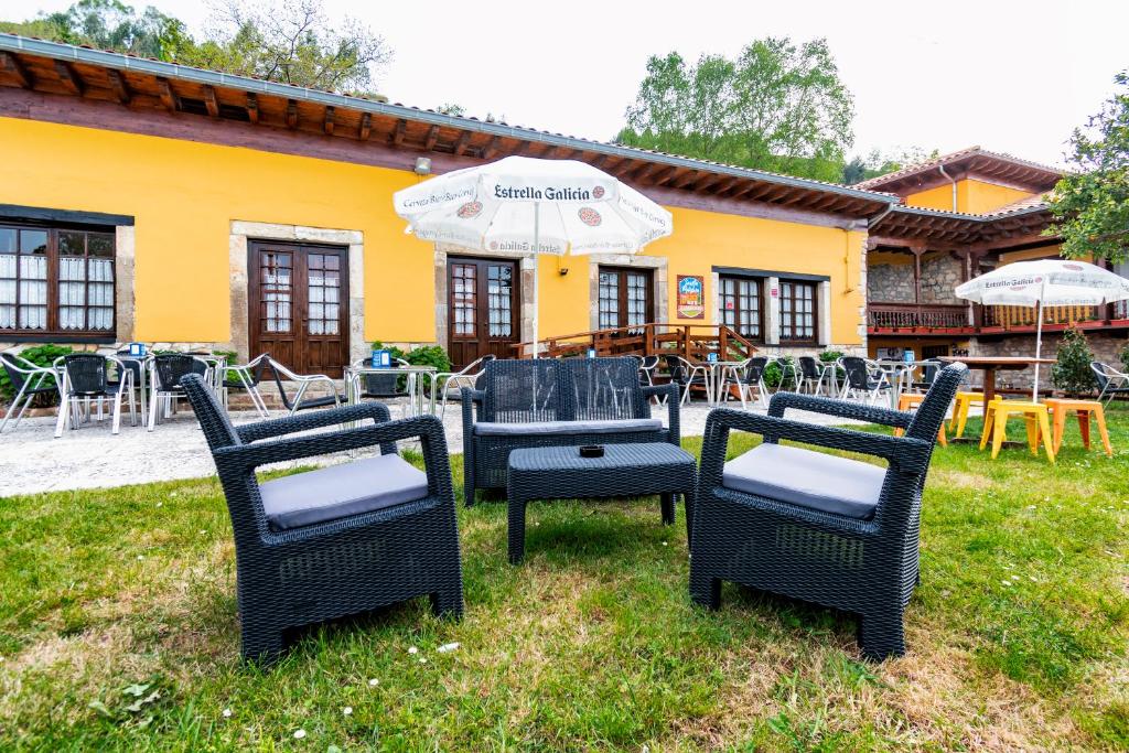 Albergue Santa Marina, Buelna, Spain - Booking.com