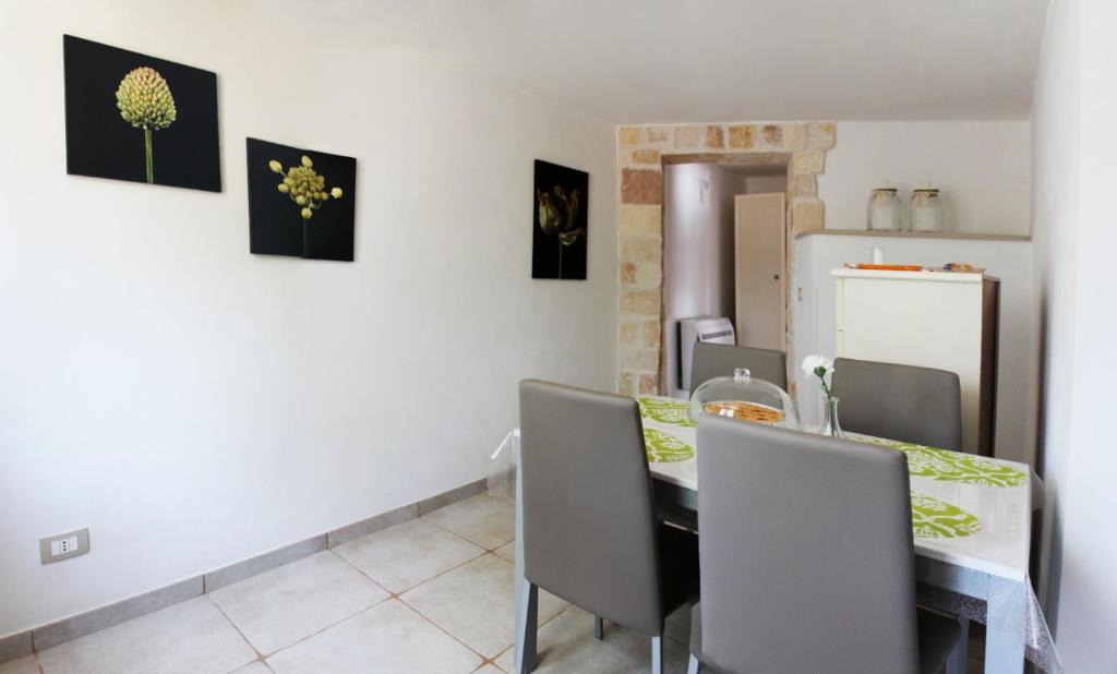 Fotografie z fotogalerie ubytování Trullo degli Augelli v destinaci San Michele Salentino