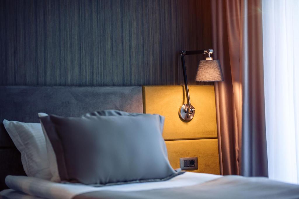 Seraphine Plaza - Triple Chambre