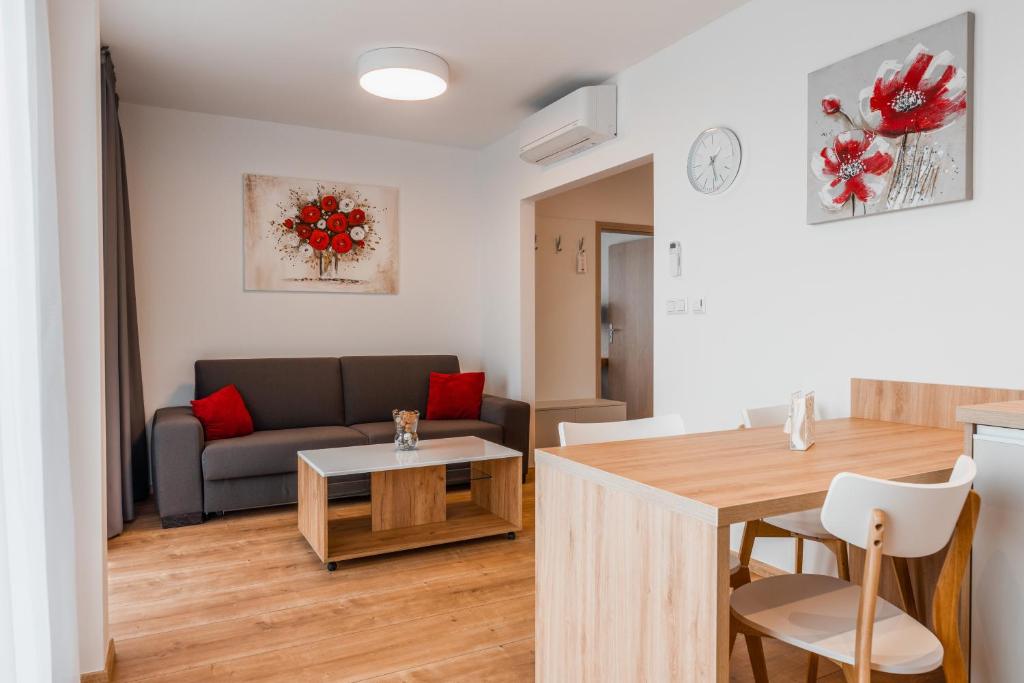 Posezení v ubytování Apartmány pri vstupe do Aquaparku