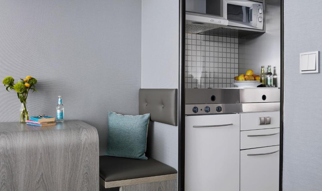 Living Hotel am Deutschen Museum - Resim 10