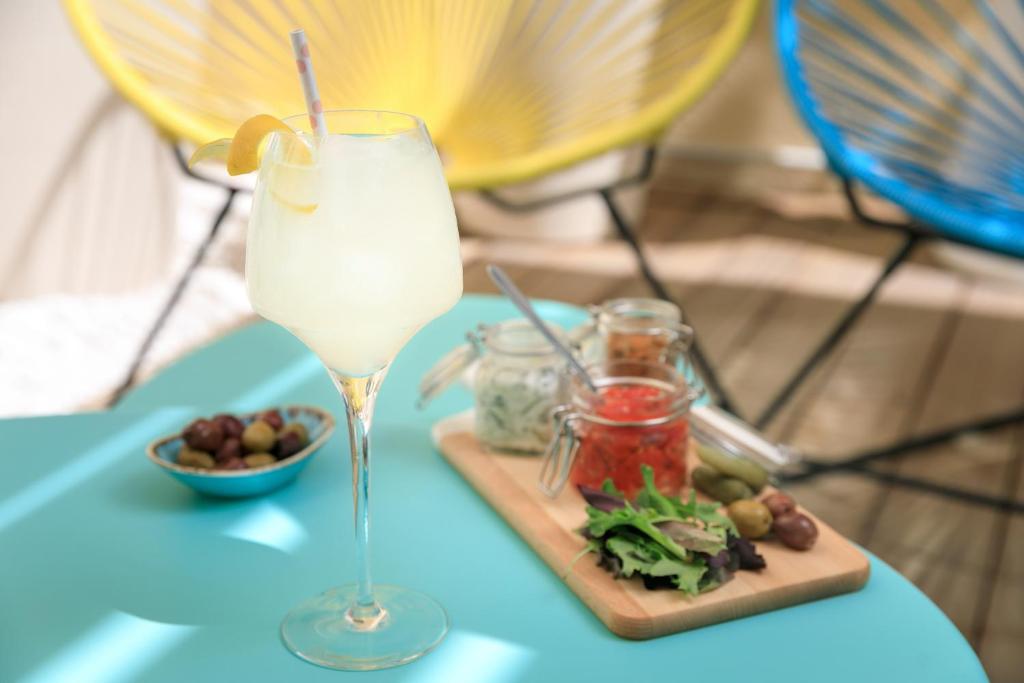 The Deck Hotel by Happyculture - Resim 20