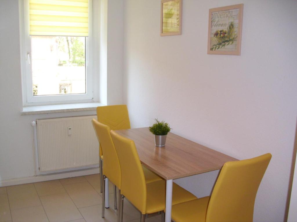 Fotografie z fotogalerie ubytování Ferienwohnung in Döbeln v destinaci Döbeln
