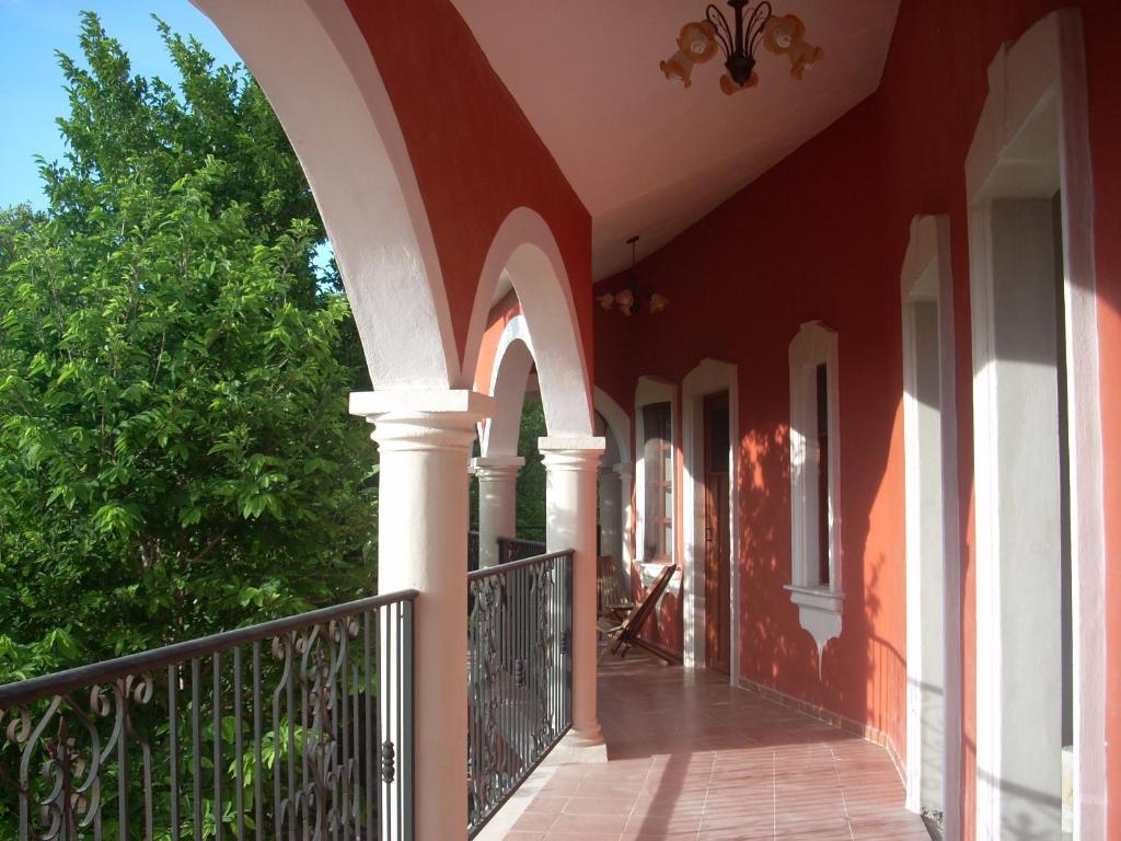 Balkón nebo terasa v ubytování Gardenhotel Macan Ché B&B
