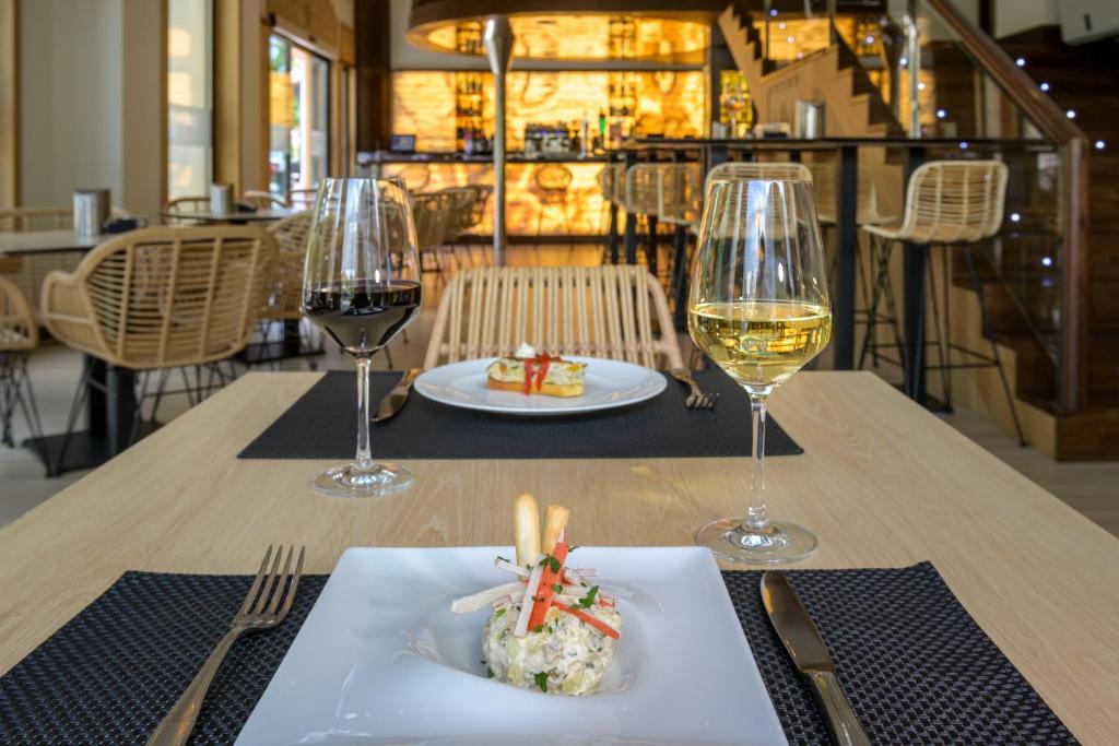 Nápoje v ubytování Hotel Saray