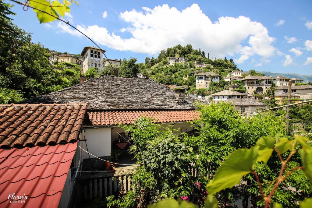 Flora's Guesthouse 'The Fir Gate' - Imazhi 5