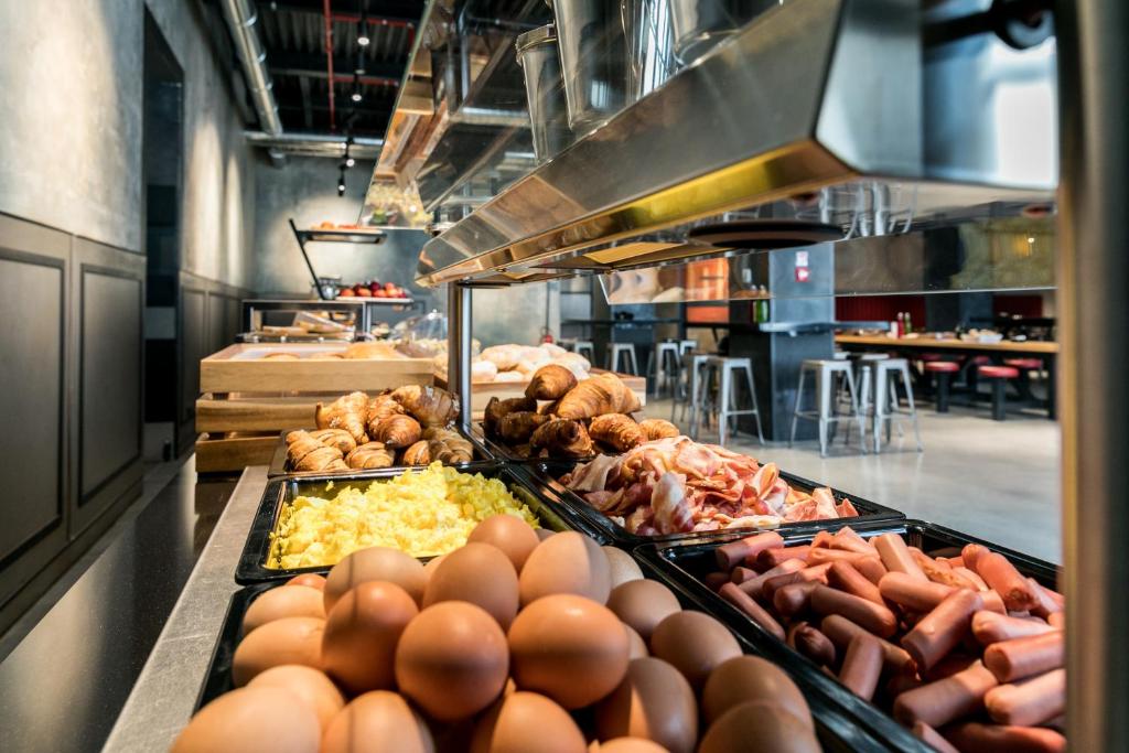 J24 Hotel Milano - Resim 25