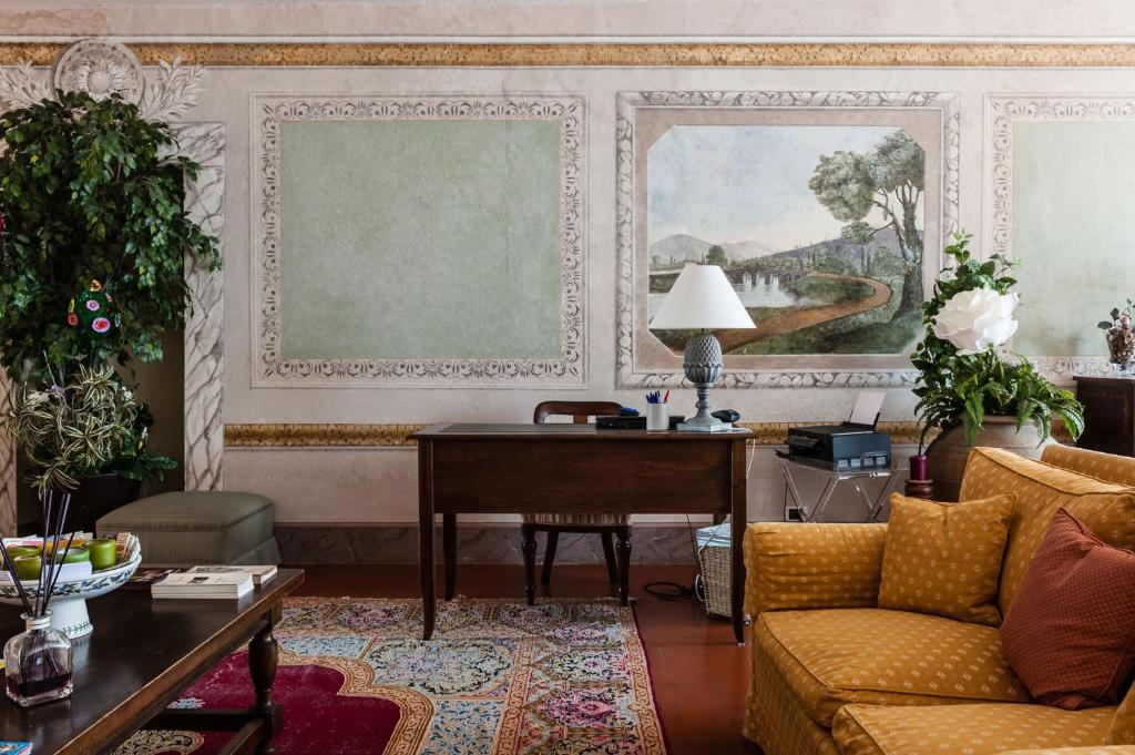 Posezení v ubytování B&B Attico sulla Torre