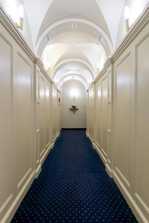 The Black Swan Hotel - Resim 10