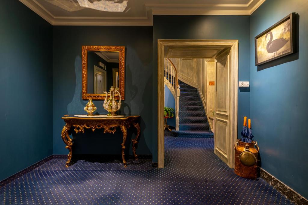 The Black Swan Hotel - Resim 14