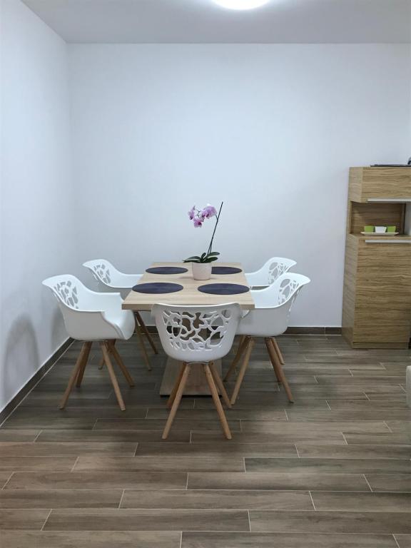 Fotografia z galérie ubytovania Apartmani Matea v Cresi