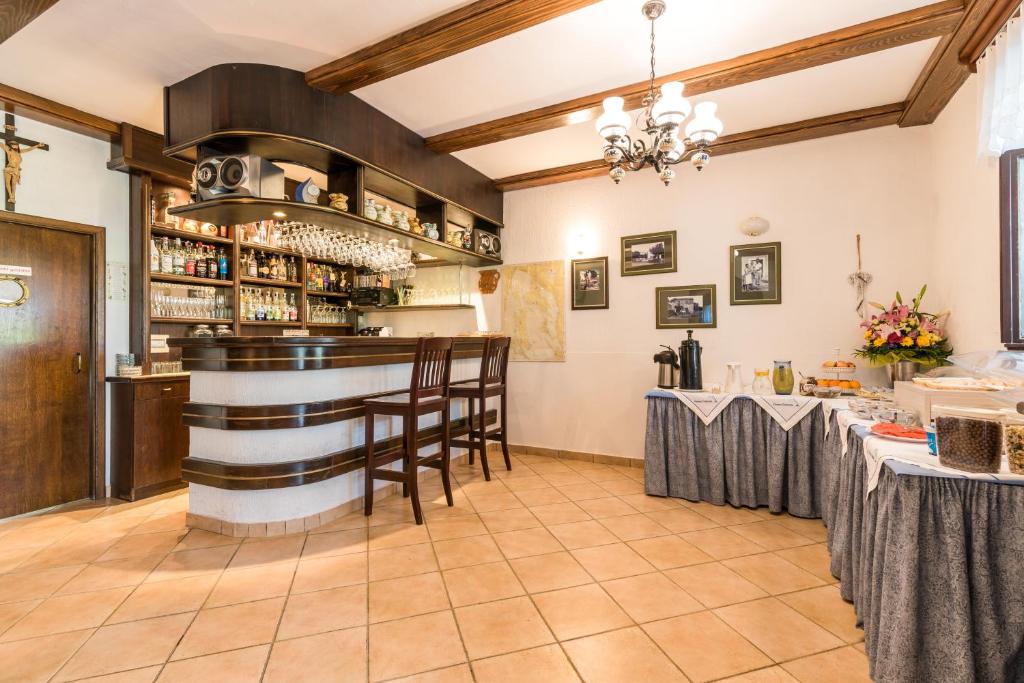Lounge nebo bar v ubytování B&B Dujmović
