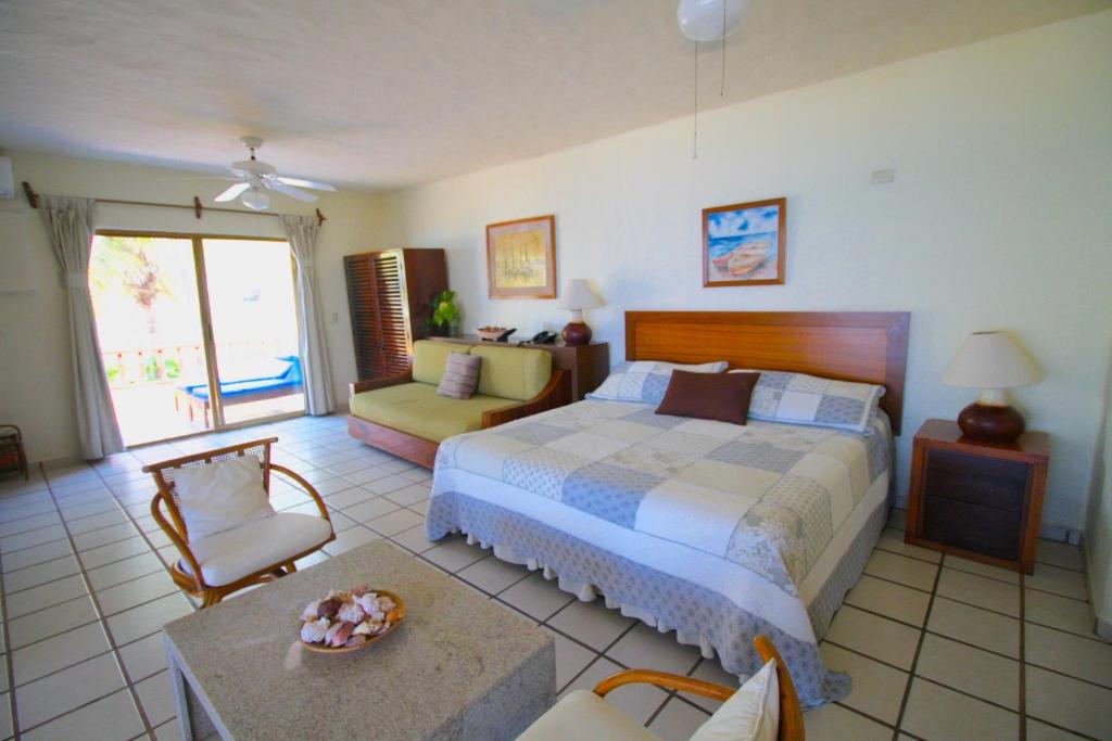 Postel nebo postele na pokoji v ubytování Villas del Sol en Los Tules