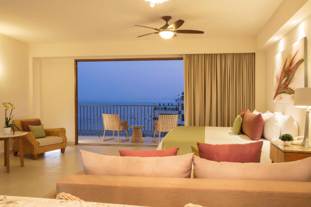Posezení v ubytování Almar Resort Luxury LGBT Experience by Mantamar Beach Club