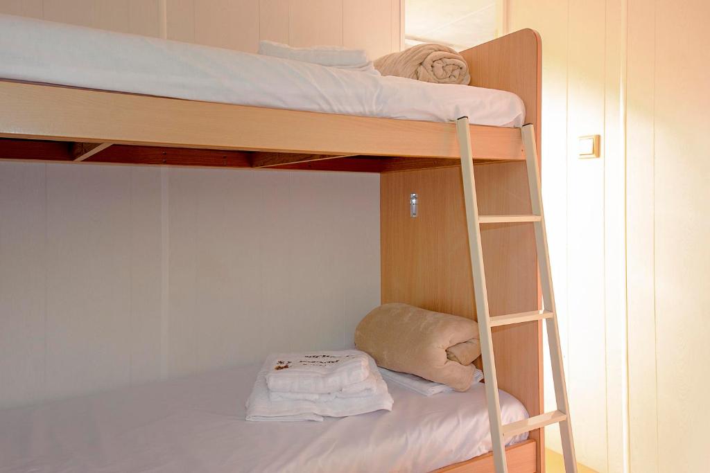 Postel nebo postele na pokoji v ubytování St.Nicholas Ranch Corfu