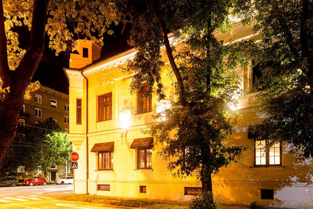 Hotel Michael's Palace - Resim 11