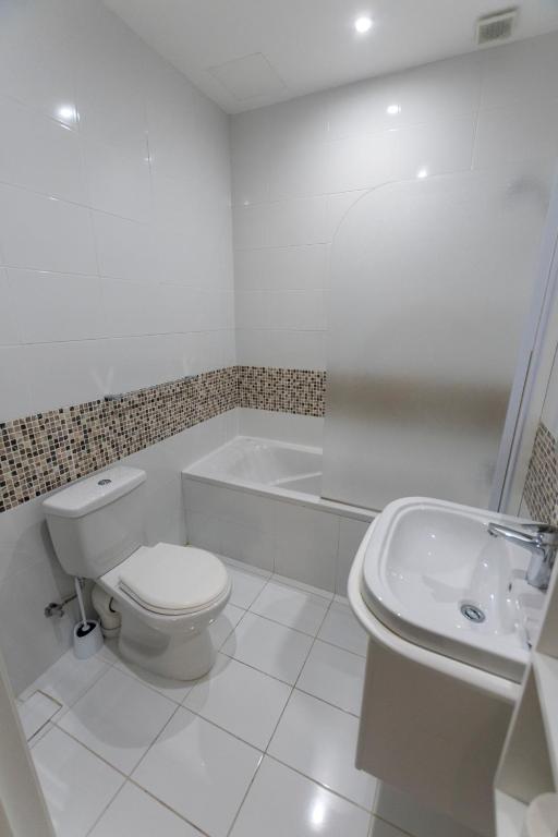 Koupelna v ubytování Estrella Lodging