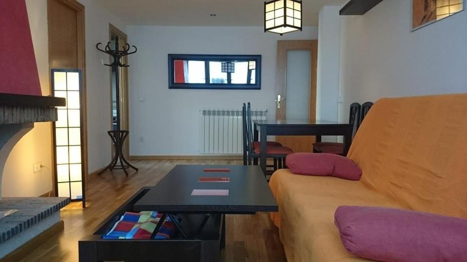 Fotografie z fotogalerie ubytování Apartamento Nicomar v destinaci Escarrilla