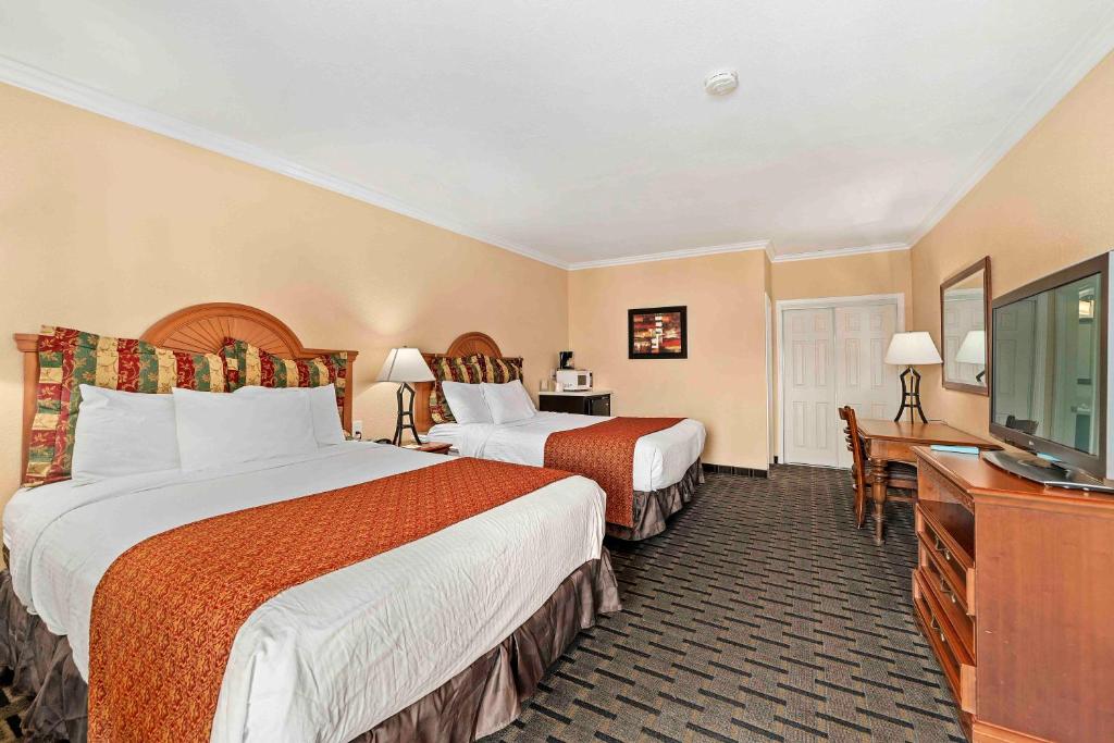 Katil atau katil-katil dalam bilik di The Lemon Tree Hotel