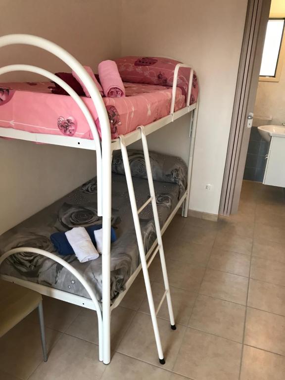 Palanda nebo palandy na pokoji v ubytování TAnoelvira