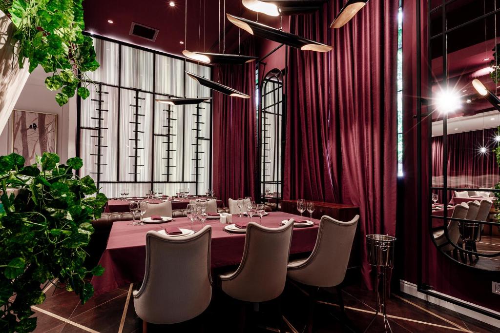 Restaurace v ubytování Ivy Garden Hotel Baku