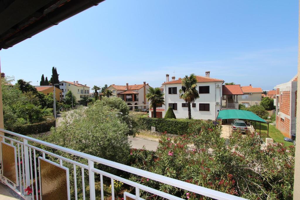 Balkon lub taras w obiekcie Apartment Rokov