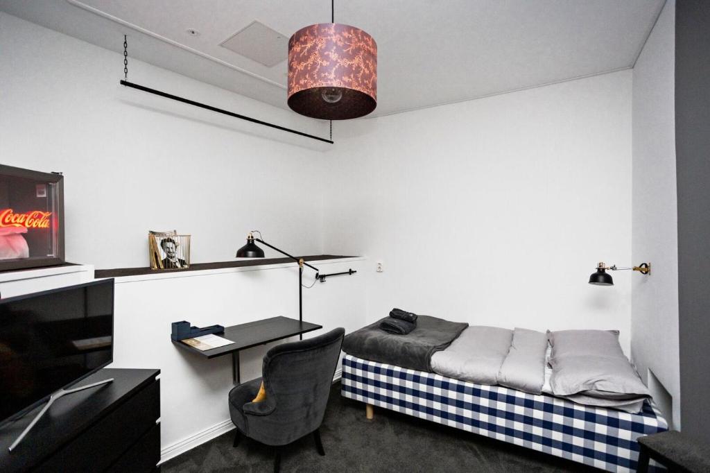 Eight Rooms - Resim 33