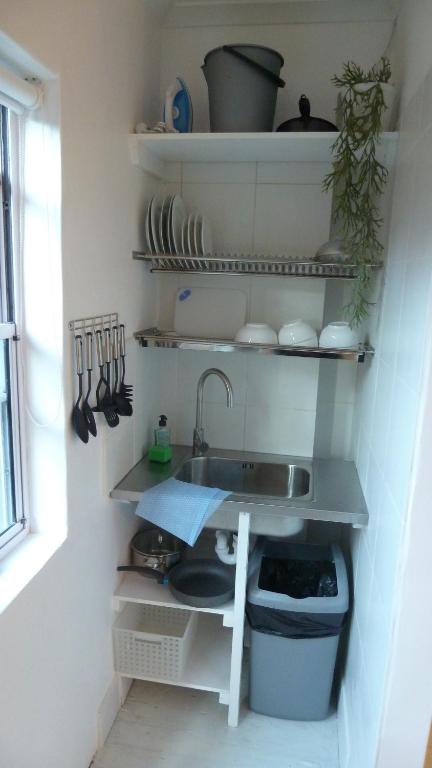 4 on Highworth Apartments and Studios - Apartamento De Estudio