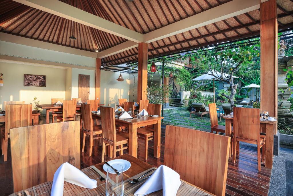 Restaurace v ubytování Nata Ubud