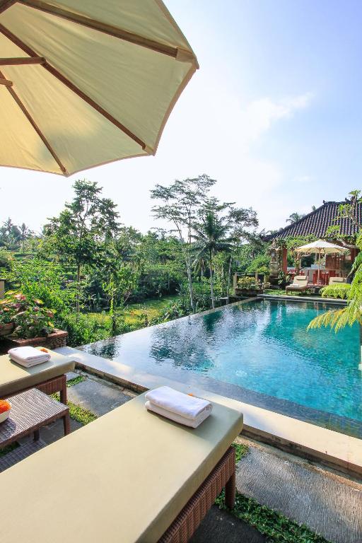 Bazén v ubytování Nata Ubud nebo v jeho okolí