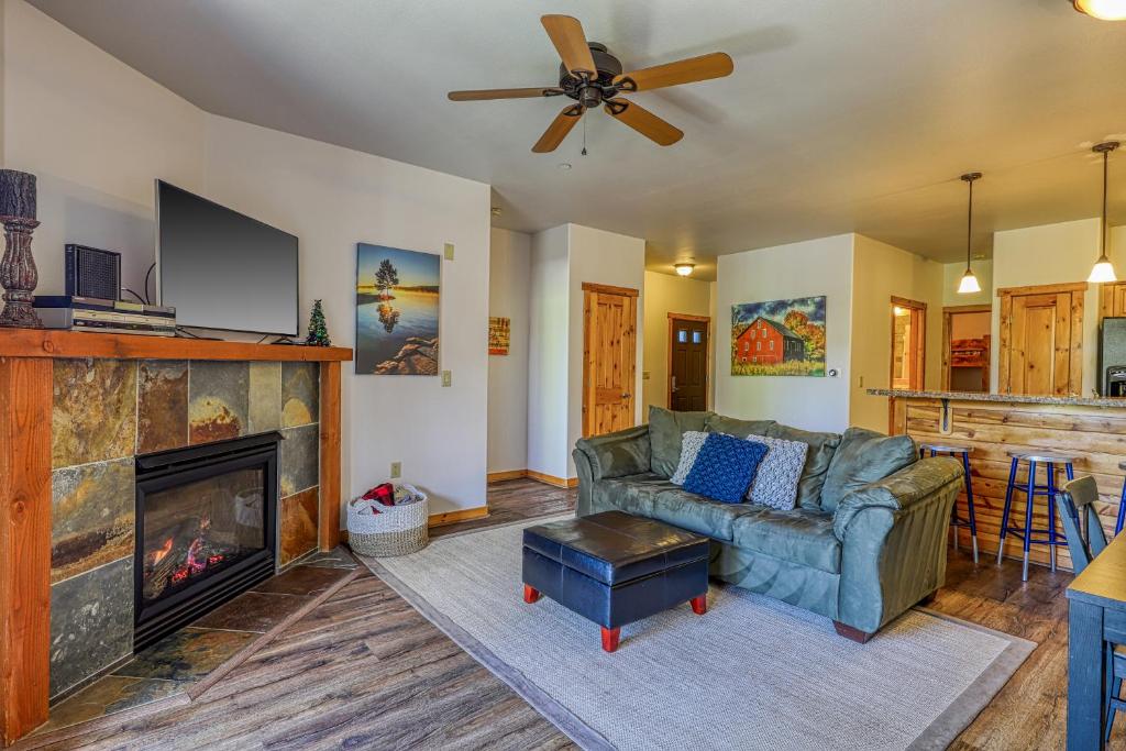 a living room with a couch and a fireplace at Dolomite Delight in Truckee